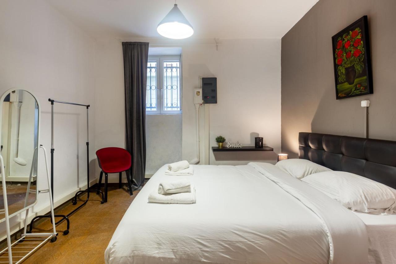 Charming Apartment In The Heart Of Plaka Athen Eksteriør bilde
